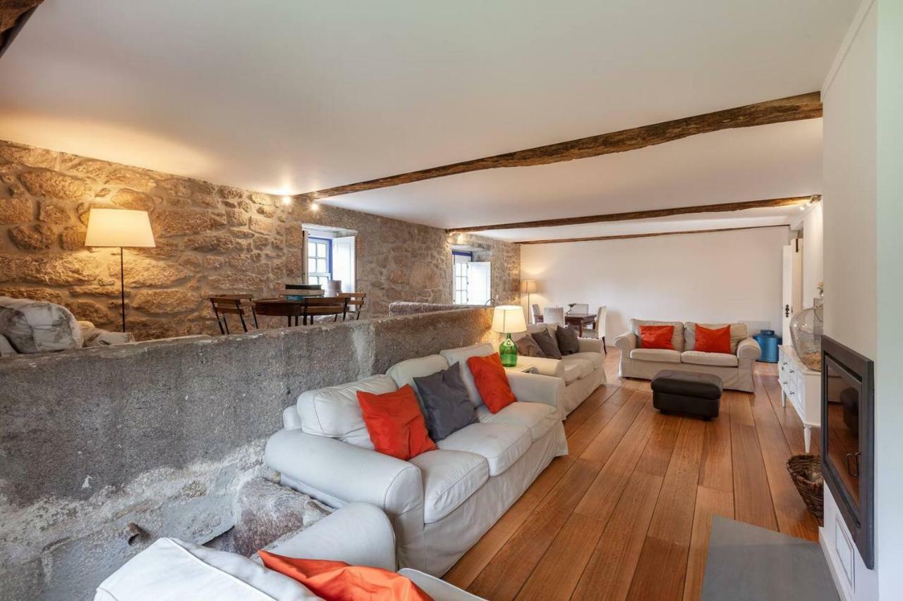 Eido Do Carvalhoso - Casa De Campo Em Arcos De Valdevez Bagian luar foto