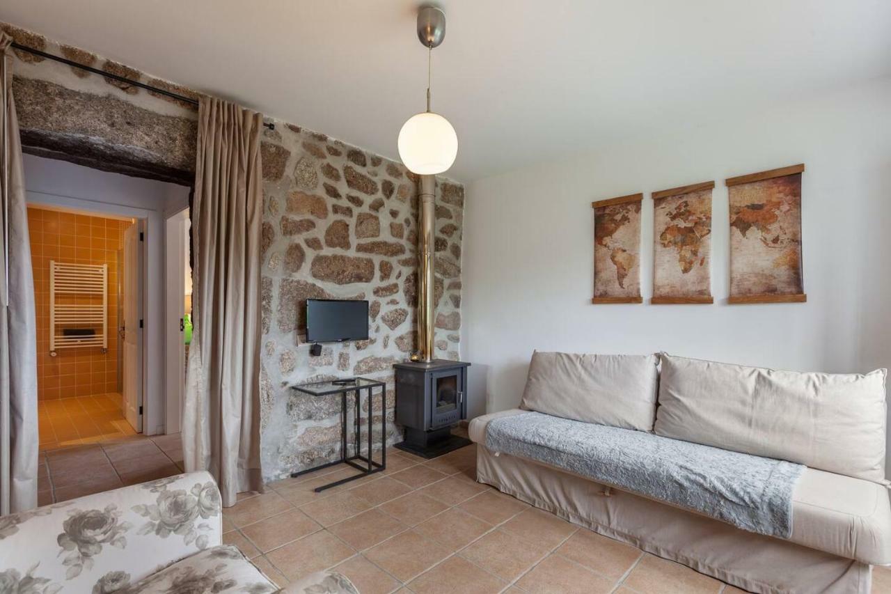 Eido Do Carvalhoso - Casa De Campo Em Arcos De Valdevez Bagian luar foto