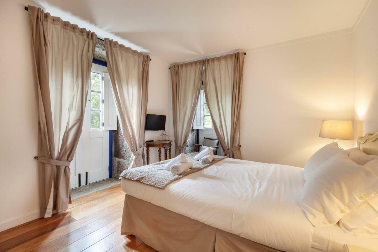 Eido Do Carvalhoso - Casa De Campo Em Arcos De Valdevez Bagian luar foto