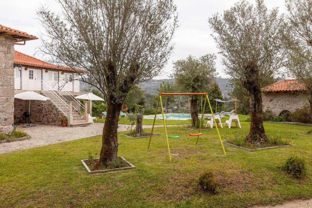 Eido Do Carvalhoso - Casa De Campo Em Arcos De Valdevez Bagian luar foto