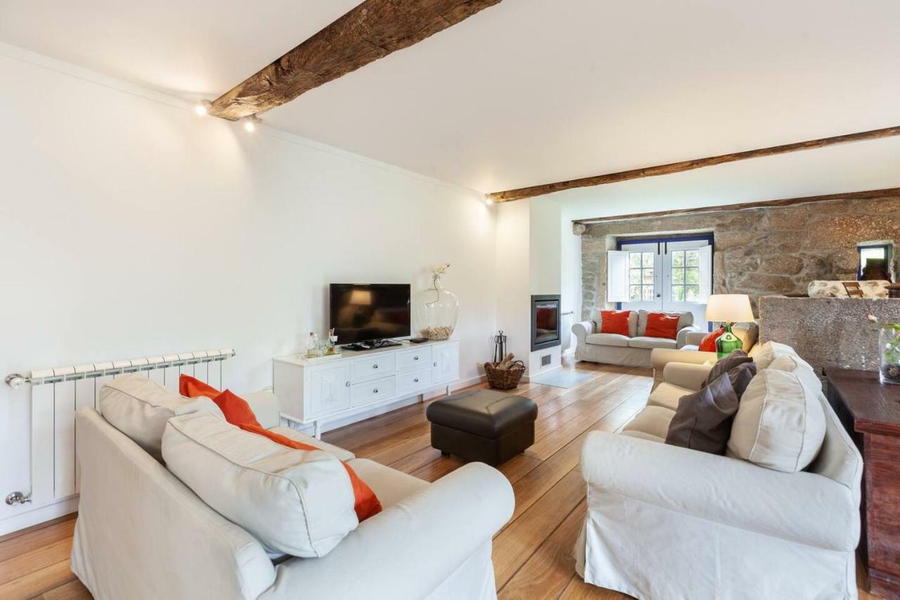Eido Do Carvalhoso - Casa De Campo Em Arcos De Valdevez Bagian luar foto